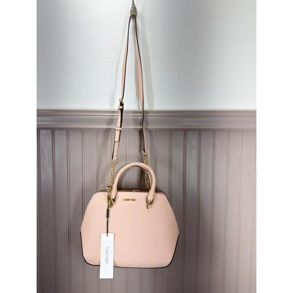 Calvin Klein Crossbody Bag (Read Description)